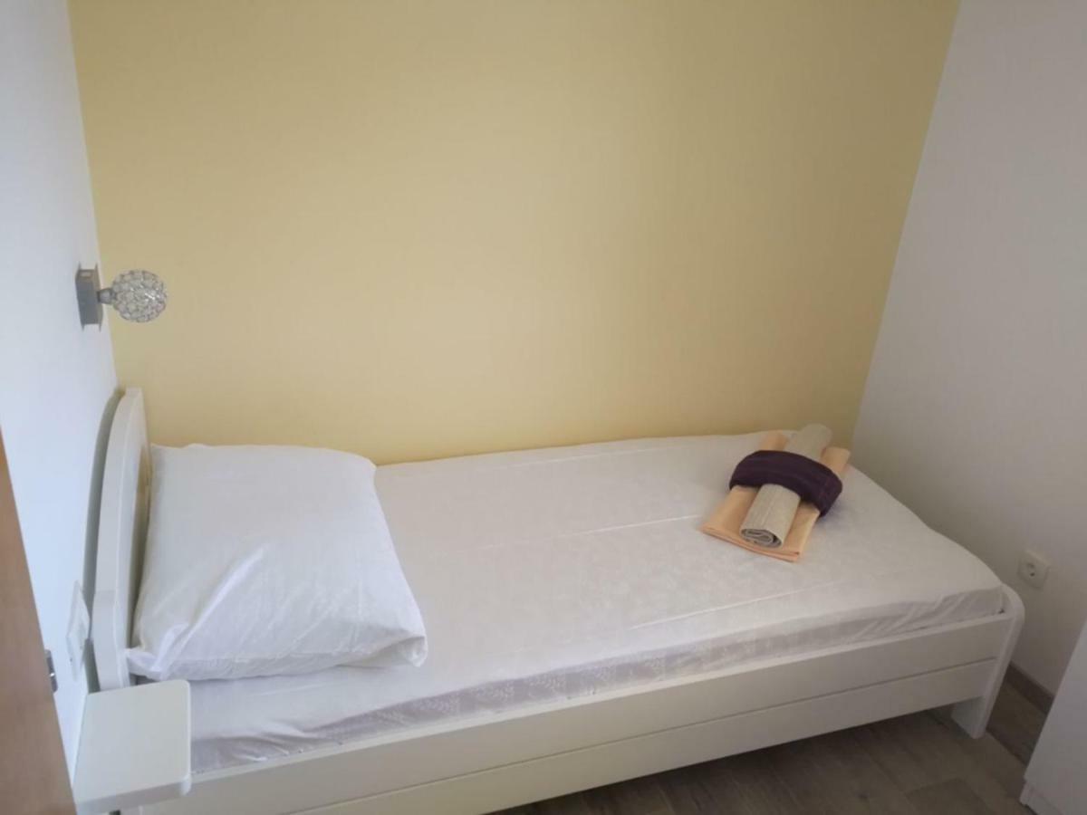 Apartments Prpic Сегет Враница Стая снимка